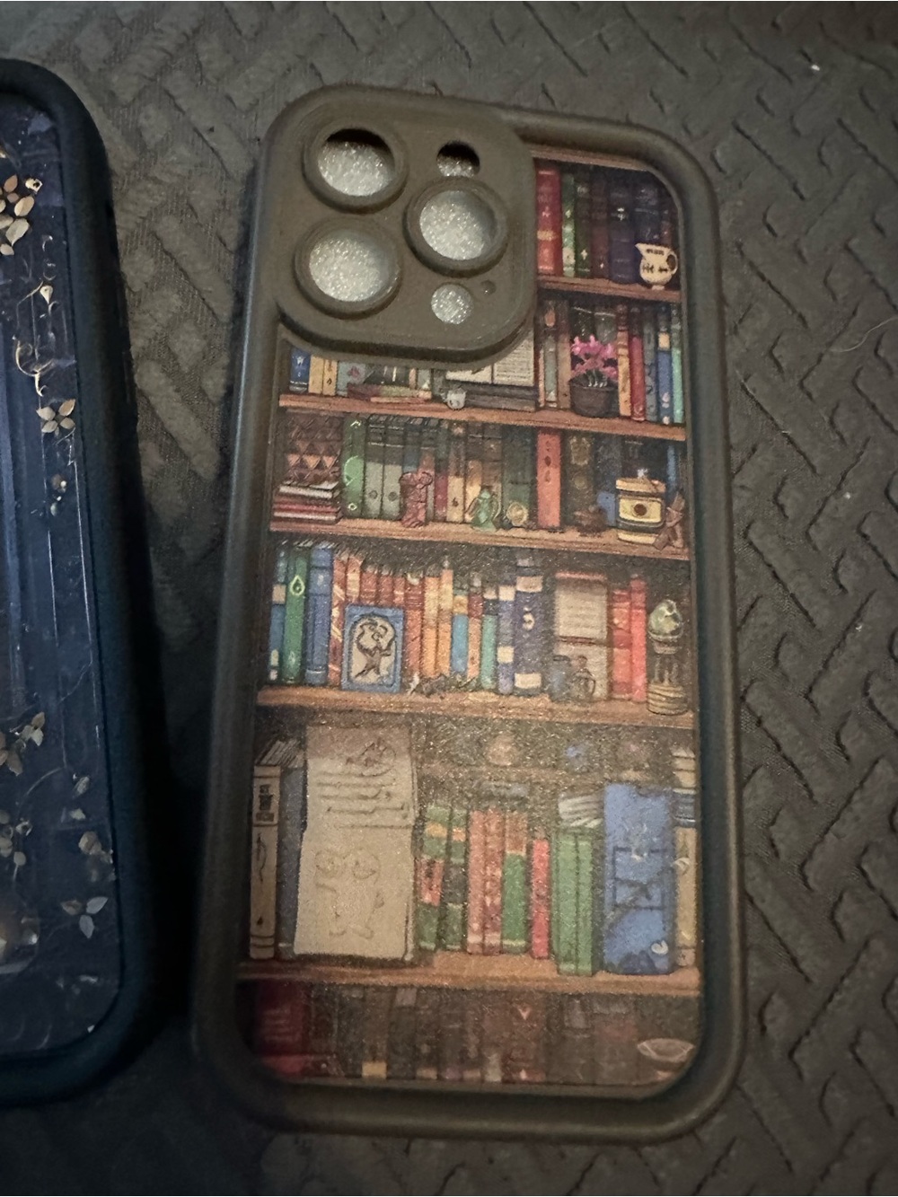 Bookcase Print Protective Phone Case - Brown for IPhone 14 Pro Max